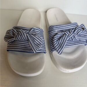 Nautica White Slide Sandals with Navy Striped Bow